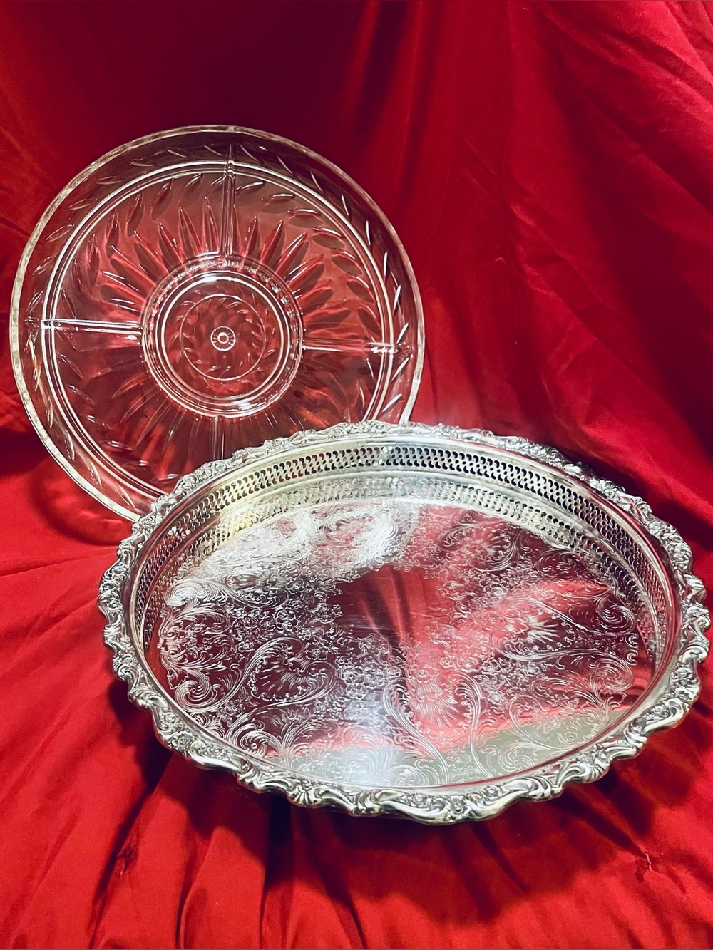 Webster Wilcox Oneida Interlocking Serving Platter(s) | Silver-Plate & Glass